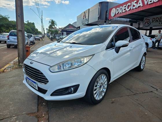 FORD FIESTA 1.6 TITANIUM HATCH 16V FLEX 4P POWERSHIFT